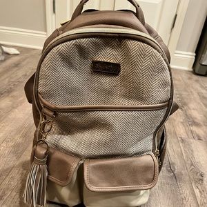 Itzy Ritzy Boss Bag - Vanilla Latte